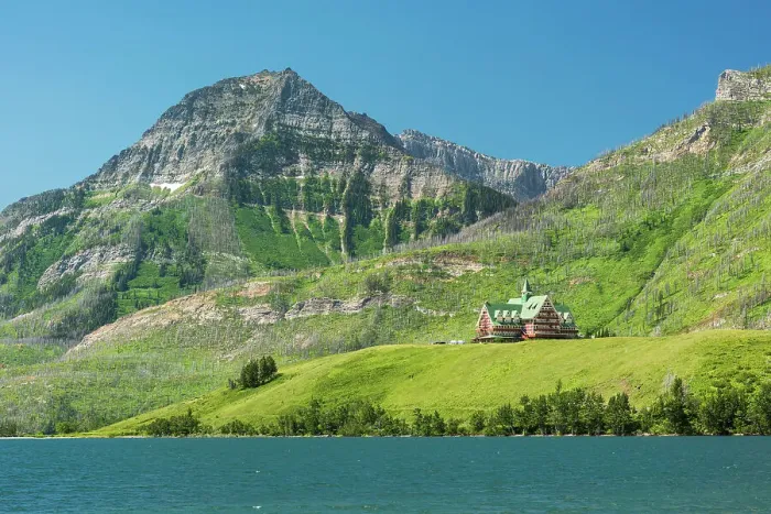 Framed Print : Prince of Wales Hotel on Upper Waterton Lake Waterton Lakes National Park, Alberta, Canada Framed Print : Prince of Wales Hotel on Upper Waterton Lake Waterton Lakes National Park, Alberta, Canada