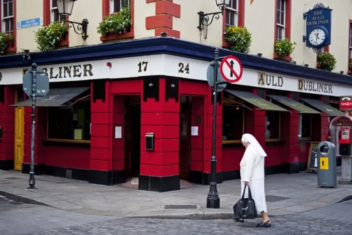 Framed Print : Pub in Temple Bar district in Dublin, Ireland. Auld Dubliner in the area on the south bank of the River Liffey in Framed Print : Pub in Temple Bar district in Dublin, Ireland. Auld Dubliner in the area on the south bank of the River Liffey in