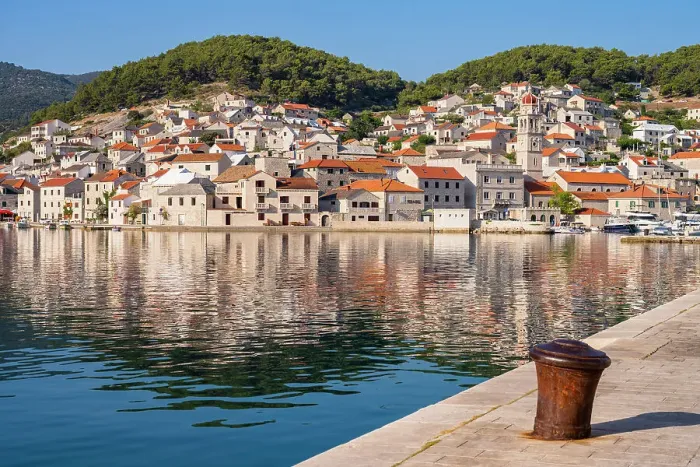 Framed Print : Pucisca on the island of Brac, Damatia, Adriatic Coast, Croatia