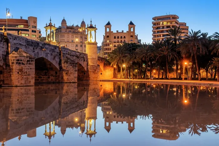 Framed Print : Puente del Mar and city skyline, Turia Garden, Valencia, Valencian Community, Spain Framed Print : Puente del Mar and city skyline, Turia Garden, Valencia, Valencian Community, Spain