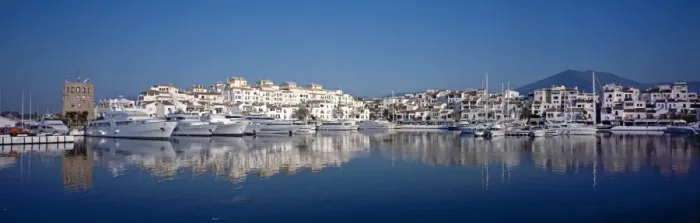 Framed Print : Puerto Banus Framed Print : Puerto Banus
