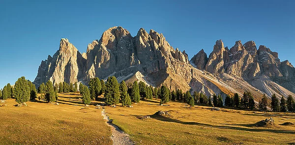 Puez Odle Group, Val di Funes, Dolomites, South Tyrol, Italy
