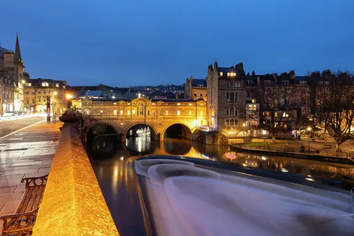 Framed Print : Pulteney Bridge, River Avon, Bath, Somerset, UK Framed Print : Pulteney Bridge, River Avon, Bath, Somerset, UK