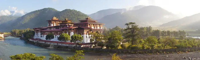 Framed Print : Punakha Dzong monastery, Punakha, Bhutan Framed Print : Punakha Dzong monastery, Punakha, Bhutan
