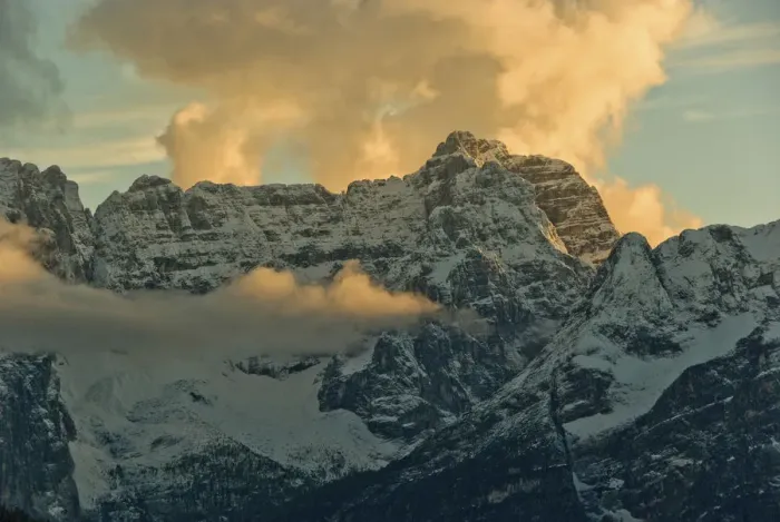 Framed Print : Punta Sorapiss, 3205m, shot during sunset, is part of the Ampezzane Dolomites