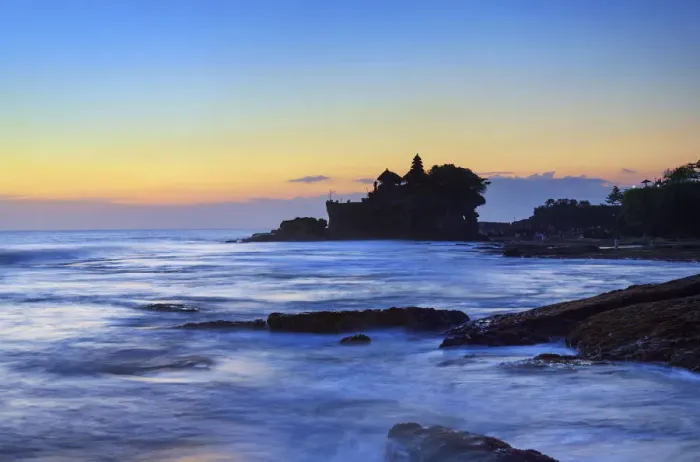 Framed Print : Pura Tanah Lot temple, Tanah Lot, Bali, Indonesia Framed Print : Pura Tanah Lot temple, Tanah Lot, Bali, Indonesia
