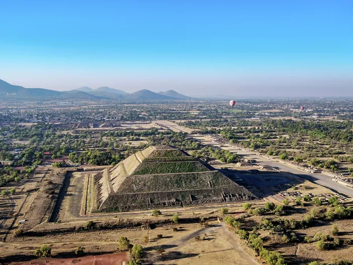 Framed Print : Pyramid of the Sun and Avenue of the Dead at sunrise, aerial view, Teotihuacan, Mexico State, Mexico Framed Print : Pyramid of the Sun and Avenue of the Dead at sunrise, aerial view, Teotihuacan, Mexico State, Mexico