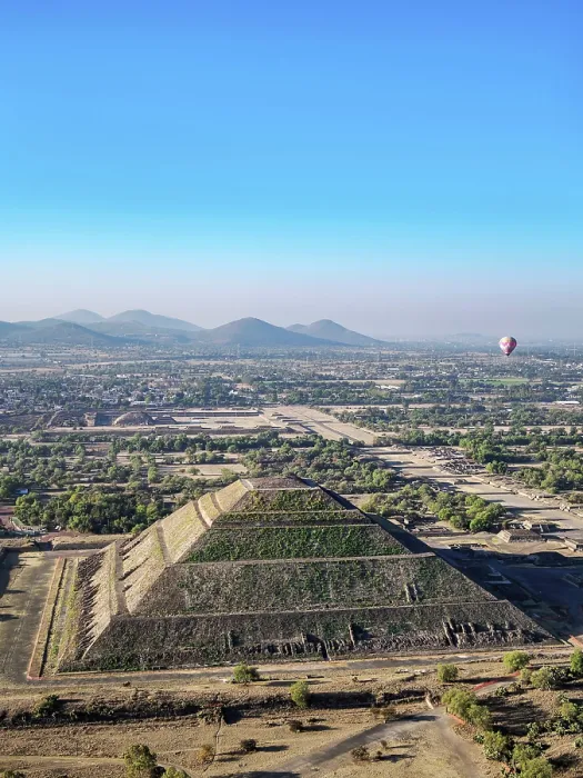 Framed Print : Pyramid of the Sun and Avenue of the Dead at sunrise, aerial view, Teotihuacan, Mexico State, Mexico Framed Print : Pyramid of the Sun and Avenue of the Dead at sunrise, aerial view, Teotihuacan, Mexico State, Mexico