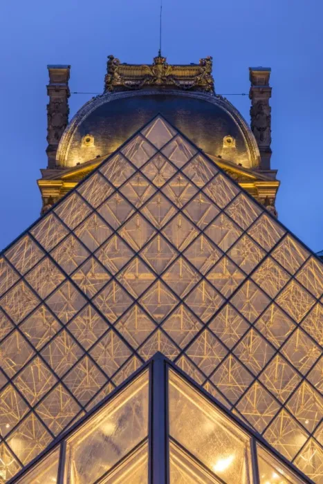 Framed Print : Pyramide du Louvre, Le Louvre, Paris, France Framed Print : Pyramide du Louvre, Le Louvre, Paris, France