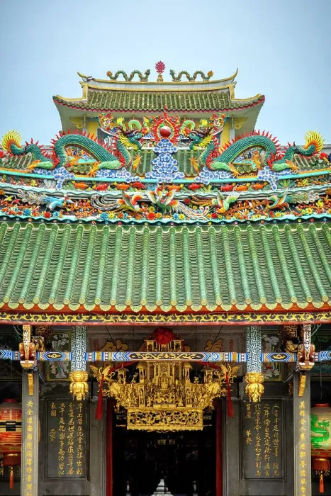 Framed Print : Quan Am Pagoda, Ho Chi Minh City (Saigon), Vietnam Framed Print : Quan Am Pagoda, Ho Chi Minh City (Saigon), Vietnam
