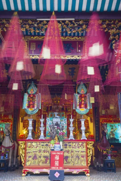 Framed Print : Quang Trieu (Cantonese) Assembly Hall, Hoi An (UNESCO World Heritage Site), Quang Ham Framed Print : Quang Trieu (Cantonese) Assembly Hall, Hoi An (UNESCO World Heritage Site), Quang Ham