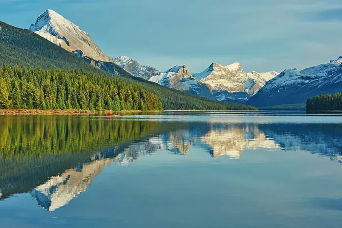 Framed Print : Queen Elizabeth Ranges reflected in Maligne Lake, Jasper National Park, Alberta, Canada Framed Print : Queen Elizabeth Ranges reflected in Maligne Lake, Jasper National Park, Alberta, Canada