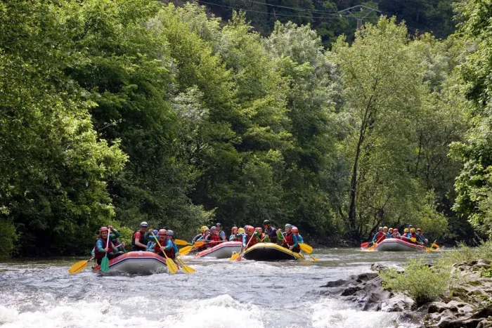 Framed Print : Rafting, Pyrenees Atlantiques, Aquitaine, France