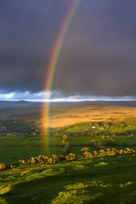 Framed Print : Rainbow above rolling farmland on the edges of Dartmoor National Park, Devon, England Framed Print : Rainbow above rolling farmland on the edges of Dartmoor National Park, Devon, England