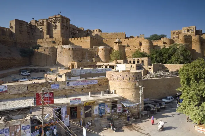 Framed Print : Rajmahal & City Walls, Jaisalmer, Rajasthan, India Framed Print : Rajmahal & City Walls, Jaisalmer, Rajasthan, India