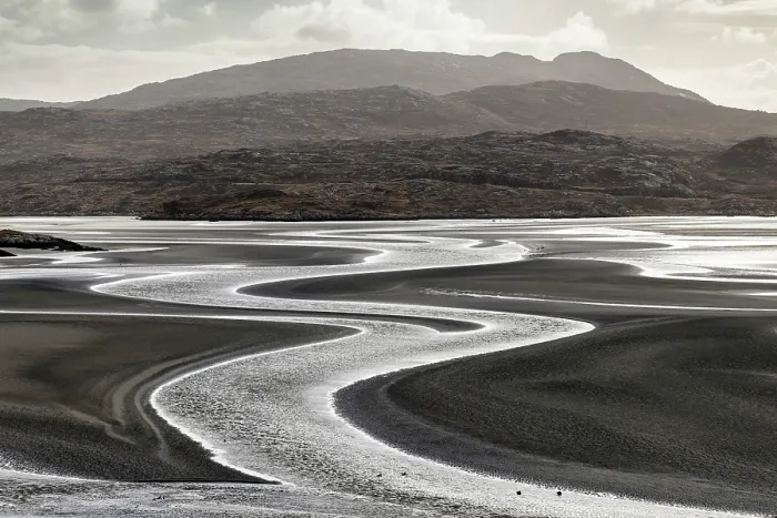 Framed Print : Receding tide at Luskentyre (Traigh Losgaintir), Isle of Harris, Outer Hebrides, Scotland, UK, February 2025 Framed Print : Receding tide at Luskentyre (Traigh Losgaintir), Isle of Harris, Outer Hebrides, Scotland, UK, February 2025