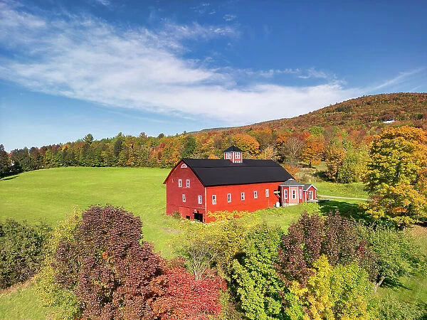 Red Barn in Autumn, Warren, Vermont, New England, USA
