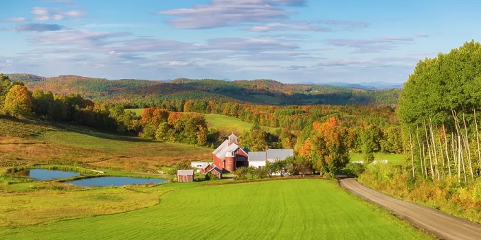Framed Print : Red barn in hills and valley in autumn, Barnet, Vermont, USA Framed Print : Red barn in hills and valley in autumn, Barnet, Vermont, USA
