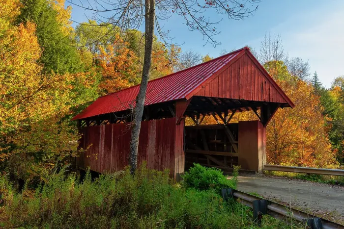 Framed Print : Red Covered Bridge, Morristown, Vermont, New England, USA Framed Print : Red Covered Bridge, Morristown, Vermont, New England, USA