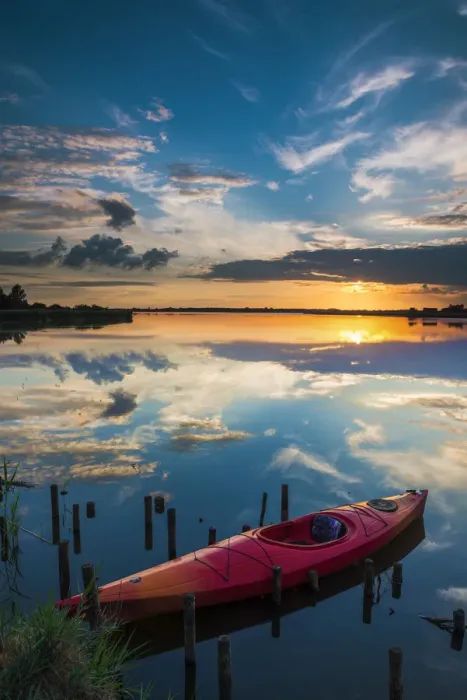 Framed Print : Red Kayak on Hersey Mere at Sunset, Norfolk Broads National Park, Norfolk, England Framed Print : Red Kayak on Hersey Mere at Sunset, Norfolk Broads National Park, Norfolk, England