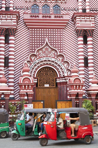 Red Masjid, Pettah, Colombo, Sri Lanka