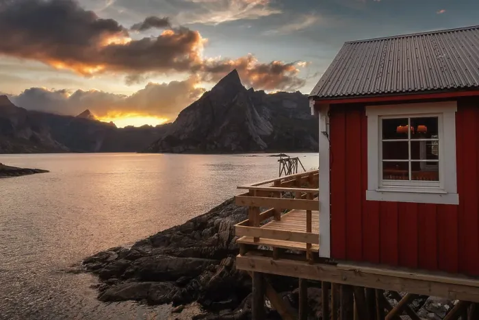 Framed Print : A red rorbu in Hamnoy catching the last light of the day on a colorful summer sunset. Lofoten Islands, Norway Framed Print : A red rorbu in Hamnoy catching the last light of the day on a colorful summer sunset. Lofoten Islands, Norway