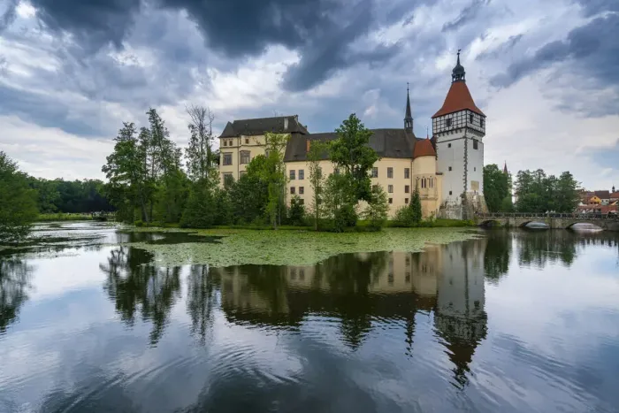 Framed Print : Reflection of Blatna Castle in pond, Blatna, Strakonice District, South Bohemian Region, Czech Republic Framed Print : Reflection of Blatna Castle in pond, Blatna, Strakonice District, South Bohemian Region, Czech Republic