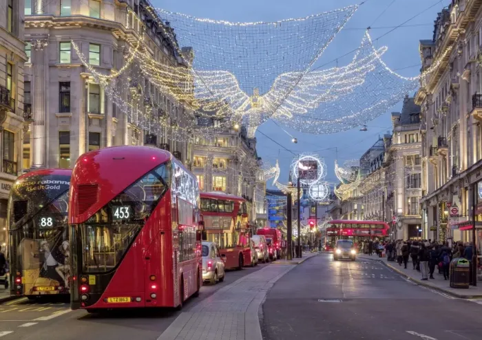 Framed Print : Regent Street with Christmas Illuminations at twilight, London, England, United Kingdom Framed Print : Regent Street with Christmas Illuminations at twilight, London, England, United Kingdom