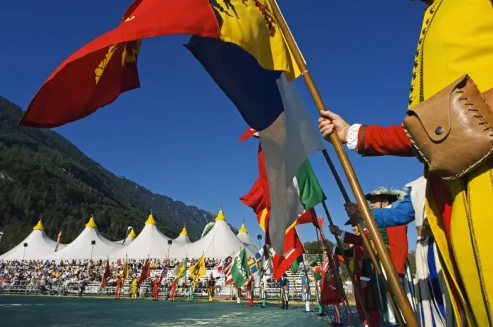 Framed Print : Regional flags of Switzerland are paraded at the Unspunnen