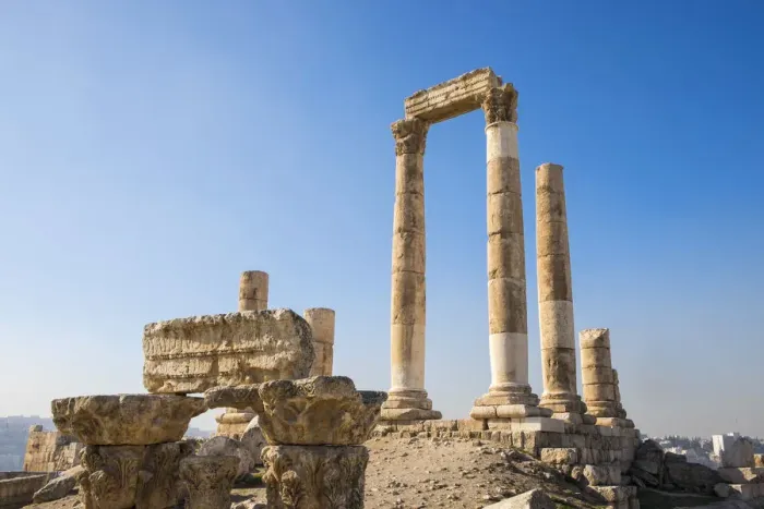 Framed Print : Remains of the Temple of Hercules on the Citadel, Amman, Jordan Framed Print : Remains of the Temple of Hercules on the Citadel, Amman, Jordan