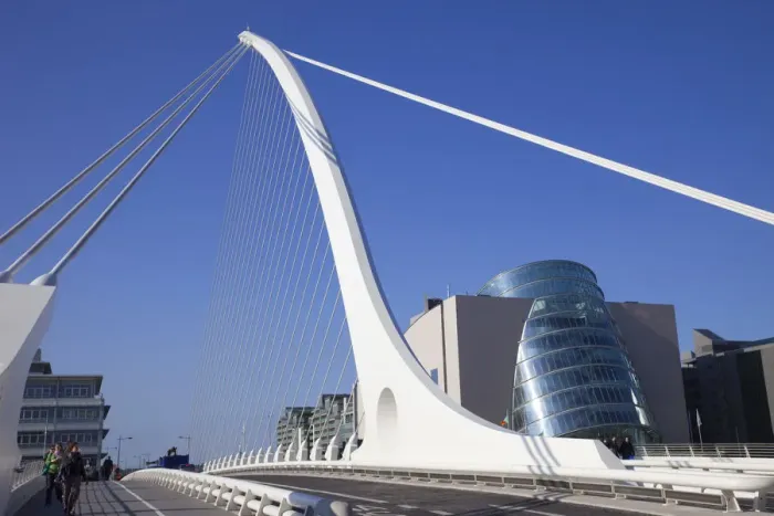 Framed Print : Republic of Ireland, Dublin, The Samuel Beckett Bridge, Designer and Architect Santiago Framed Print : Republic of Ireland, Dublin, The Samuel Beckett Bridge, Designer and Architect Santiago