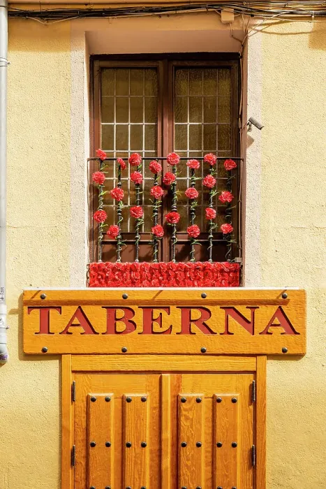Framed Print : Restaurant facade, Madrid, Spain Framed Print : Restaurant facade, Madrid, Spain