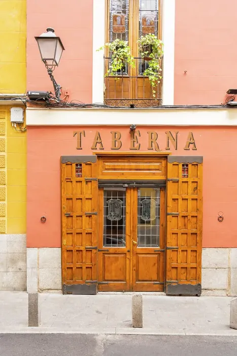 Framed Print : Restaurant facade, Madrid, Spain