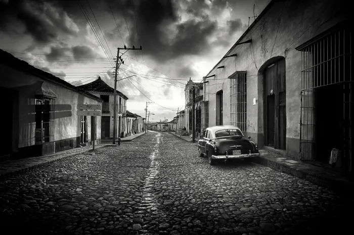 Framed Print : Restored classic American car parked on a cobbled street in the old sugar town of Trinidad (a UNESCO World Heritage Site) Cuba, Caribbean Framed Print : Restored classic American car parked on a cobbled street in the old sugar town of Trinidad (a UNESCO World Heritage Site) Cuba, Caribbean