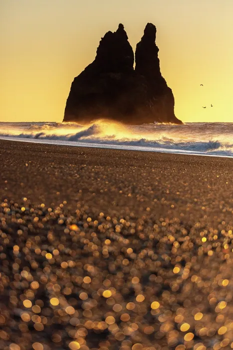 Framed Print : One of the Reynisdrangar rock stacks at sunrise, from Reynisfjara black sand beach, near Vik y Myrdal, South Iceland Framed Print : One of the Reynisdrangar rock stacks at sunrise, from Reynisfjara black sand beach, near Vik y Myrdal, South Iceland