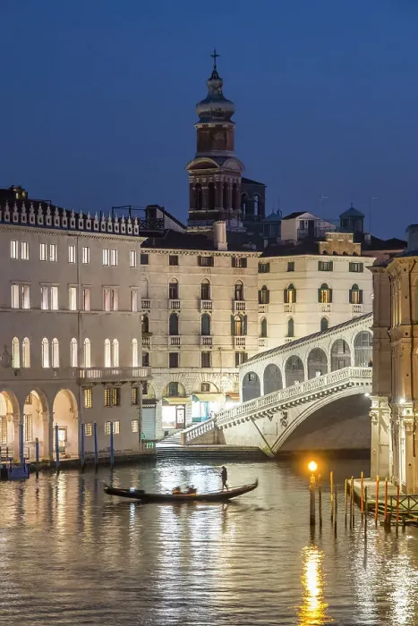 Framed Print : Rialto Bridge, Grand Canal, Venice, Veneto, Italy Framed Print : Rialto Bridge, Grand Canal, Venice, Veneto, Italy