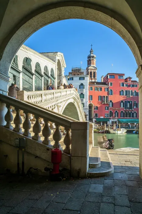 Framed Print : Rialto Bridge (Ponte di Rialto), Venice, Veneto, Italy Framed Print : Rialto Bridge (Ponte di Rialto), Venice, Veneto, Italy