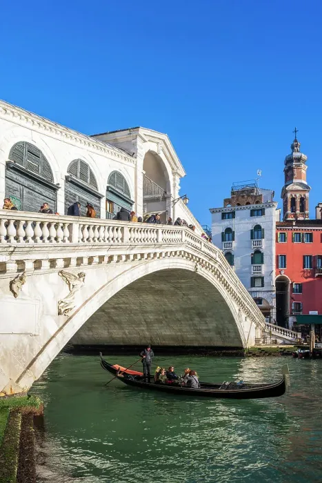 Framed Print : Rialto Bridge (Ponte di Rialto), Venice, Veneto, Italy Framed Print : Rialto Bridge (Ponte di Rialto), Venice, Veneto, Italy