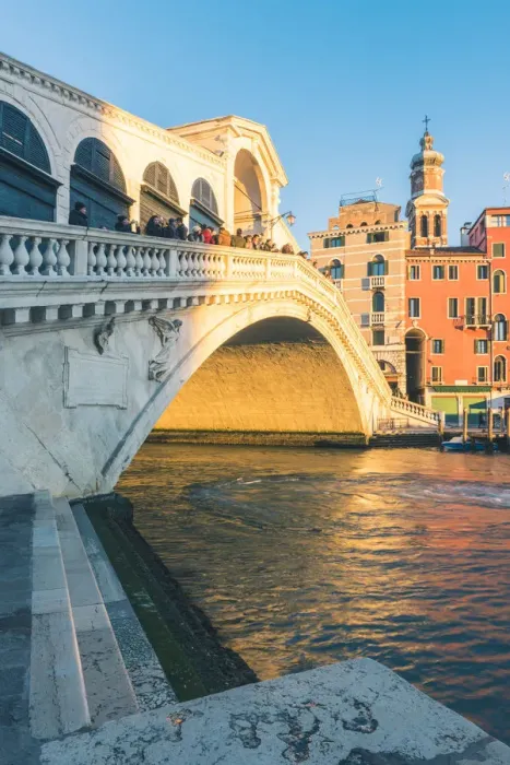 Framed Print : Rialto bridge at sunset, Venice, Veneto, Italy Framed Print : Rialto bridge at sunset, Venice, Veneto, Italy