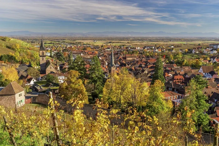 Framed Print : Ribeauville, Haut-Rhin, Alsace, Grand Est, France Framed Print : Ribeauville, Haut-Rhin, Alsace, Grand Est, France