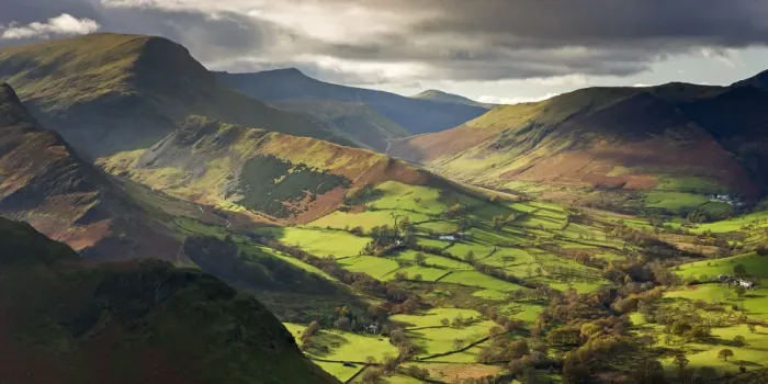 Framed Print : Rich autumn sunlight illuminates Newlands Valley in the Lake District, Cumbria, England Framed Print : Rich autumn sunlight illuminates Newlands Valley in the Lake District, Cumbria, England