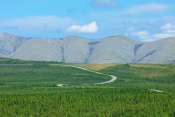 Richardson Mountains on the Dempster Highway (KM 347 - 405) Dempster Highway, Yukon, Canada