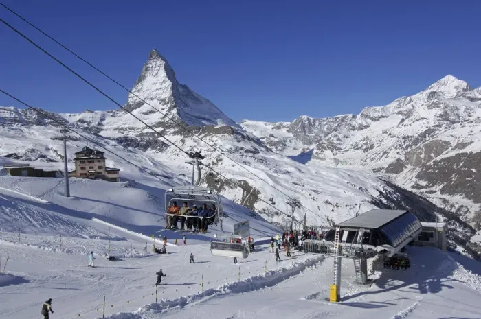 Framed Print : Riffelberg Chalet, Matterhorn, Zermatt, Valais, Switzerland Framed Print : Riffelberg Chalet, Matterhorn, Zermatt, Valais, Switzerland