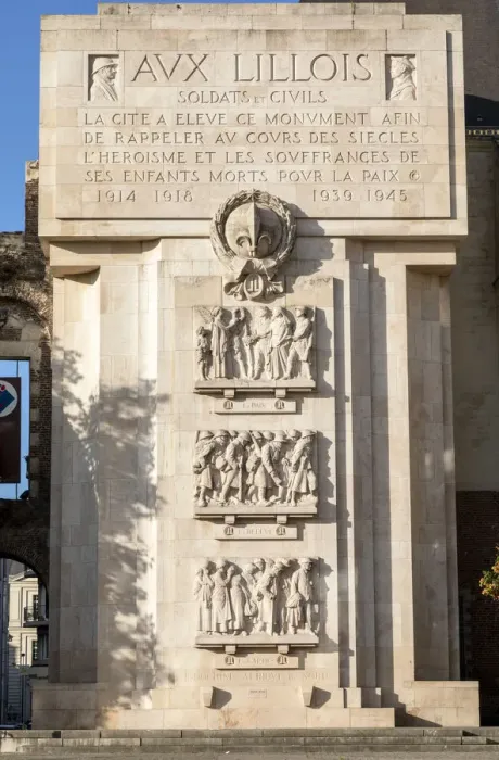 Framed Print : Rihour Palace and the Aux Lillois Victims of the Wars Monument, Rihour Square, Lille Framed Print : Rihour Palace and the Aux Lillois Victims of the Wars Monument, Rihour Square, Lille
