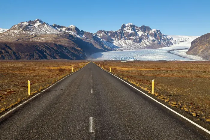 Framed Print : The Ring Road in front of Skaftafellsjokull, Sudurland, Skaftafell, Iceland