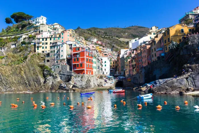 Framed Print : Riomaggiore, Cinque Terre National Park, Liguria - Italy Framed Print : Riomaggiore, Cinque Terre National Park, Liguria - Italy