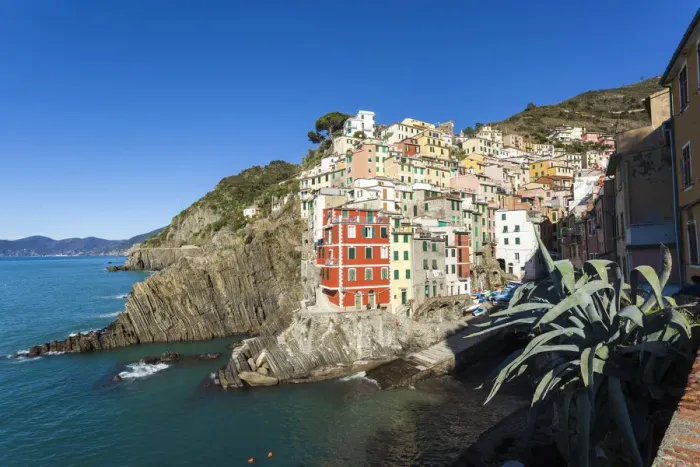Framed Print : Riomaggiore, Cinque Terre, Riviera di Levante, Liguria, Italy Framed Print : Riomaggiore, Cinque Terre, Riviera di Levante, Liguria, Italy