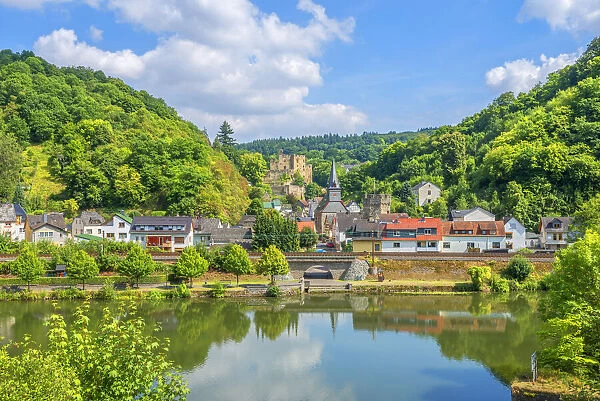 River Lahn with Balduinstein, Lahn valley, Rheinland-Palatinate, Germany