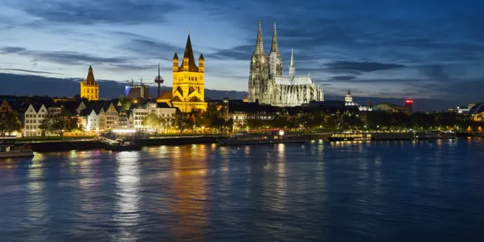 Framed Print : River Rhine, and Cathedral (Dom), Cologne (Koln), North Rhine Westphalia, Germany Framed Print : River Rhine, and Cathedral (Dom), Cologne (Koln), North Rhine Westphalia, Germany