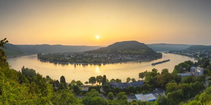 Framed Print : River Rhine at sunrise, Boppard, Rhineland-Palatinate, Germany Framed Print : River Rhine at sunrise, Boppard, Rhineland-Palatinate, Germany